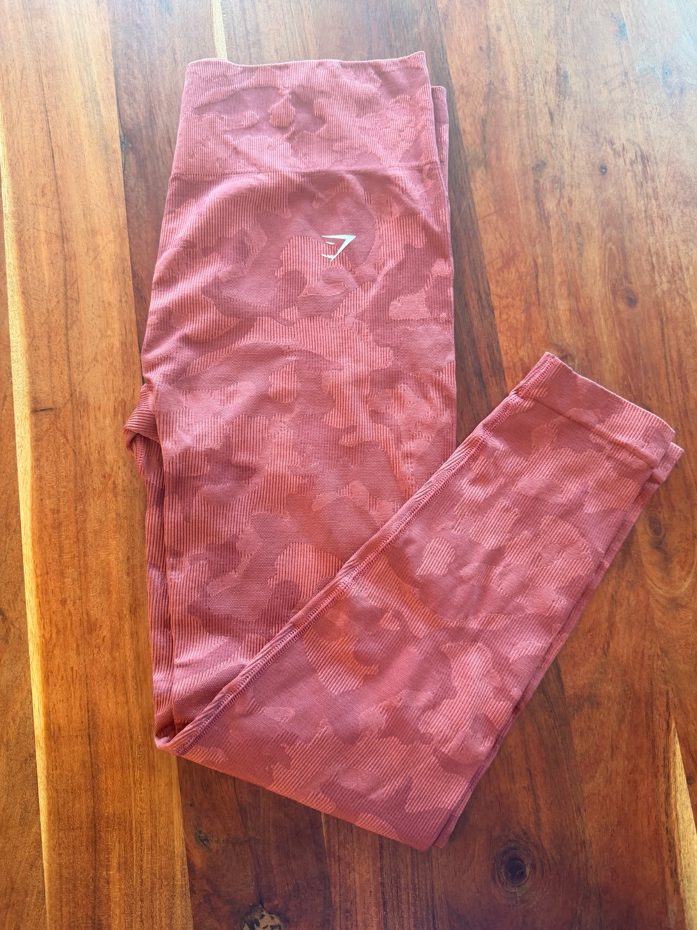 Gymshark Red Camo womens Leggings